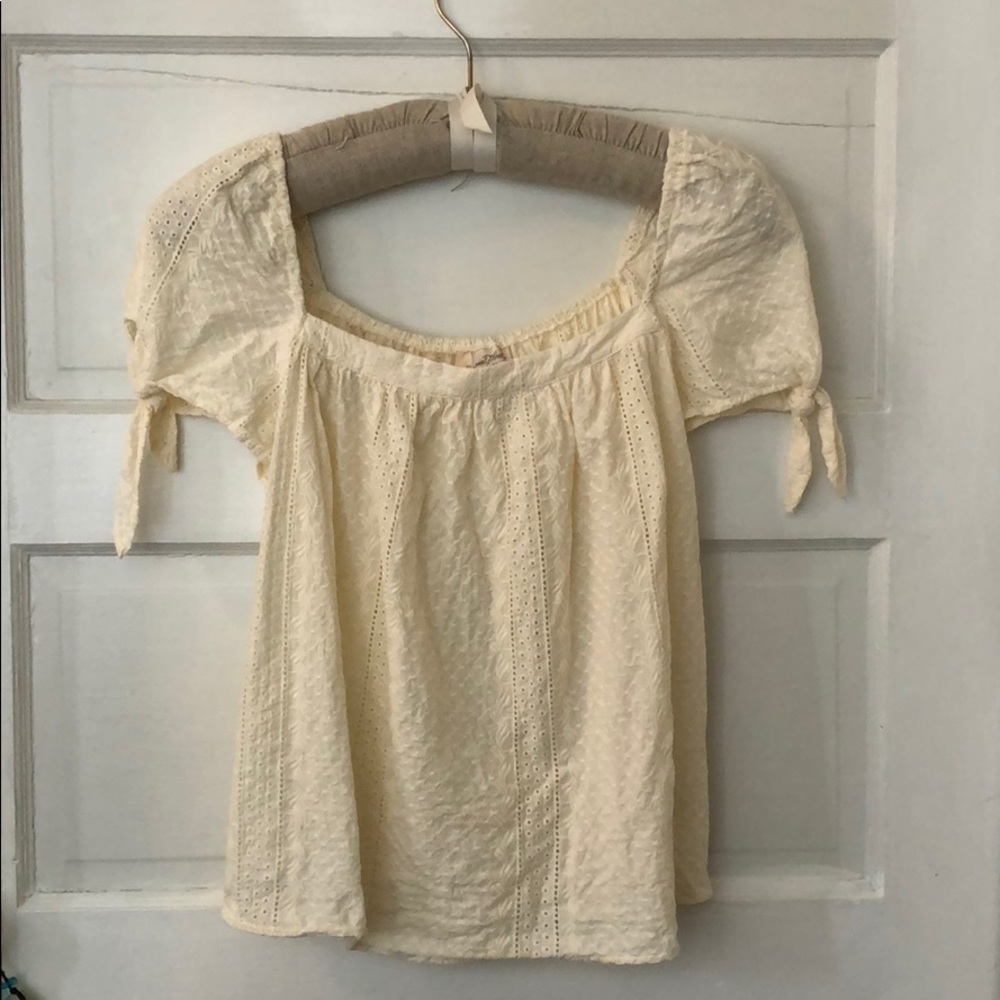 Adorable Cream Eyelet Top Large